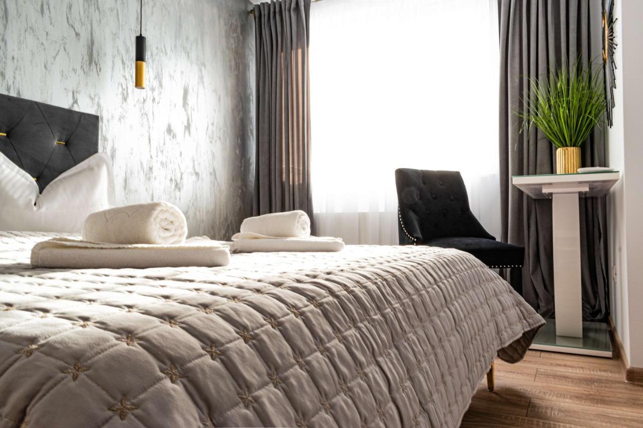 Apartment Alios Lux Braşov Buitenkant foto