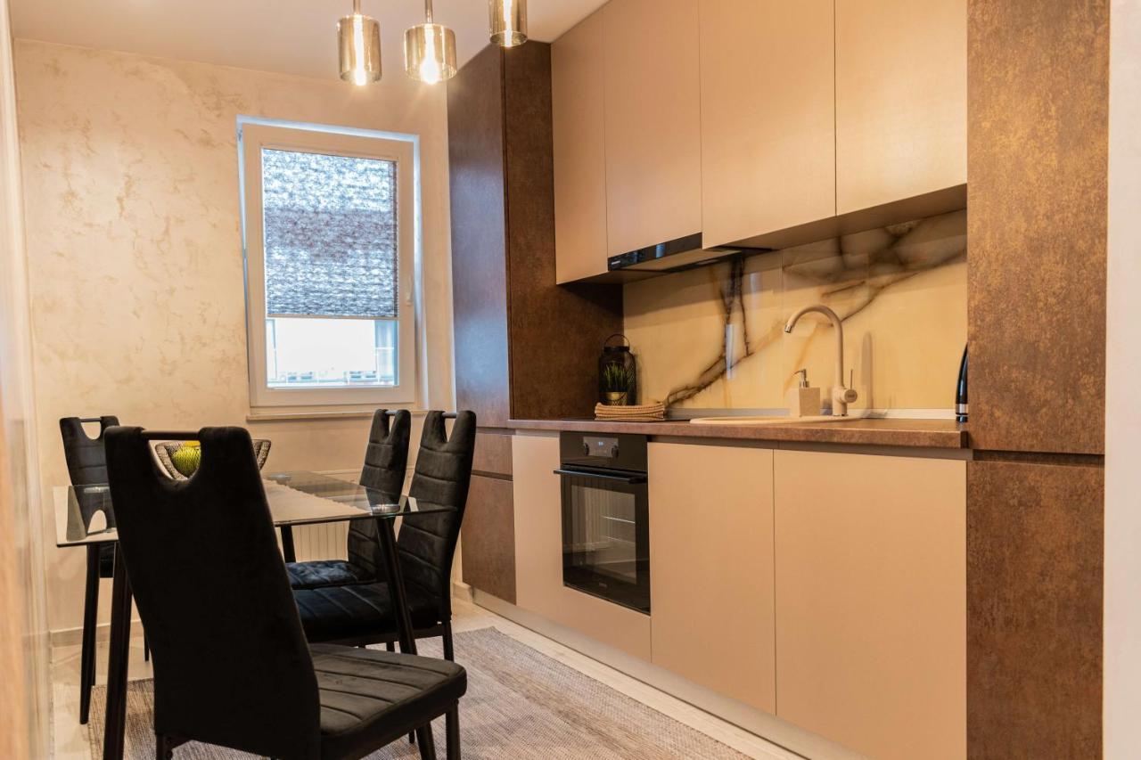 Apartment Alios Lux Braşov Buitenkant foto