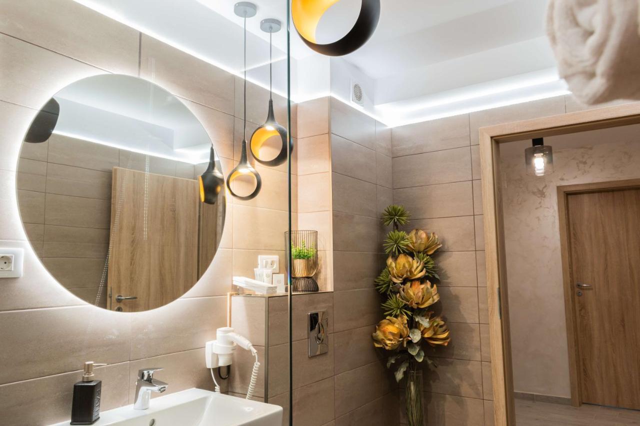 Apartment Alios Lux Braşov Buitenkant foto