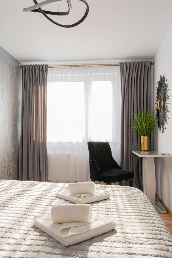 Apartment Alios Lux Braşov Buitenkant foto